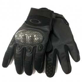 Перчатки Oakley со вставкой carbon, черные